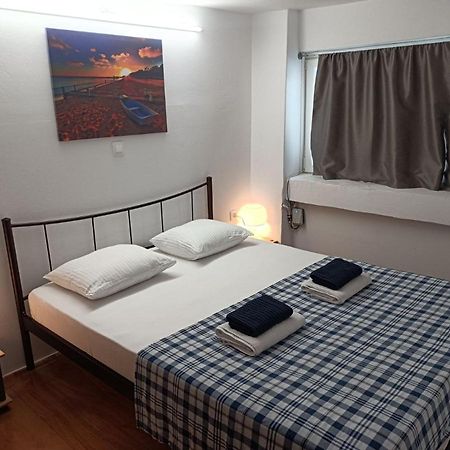 Apartment Dipla Athènes Extérieur photo